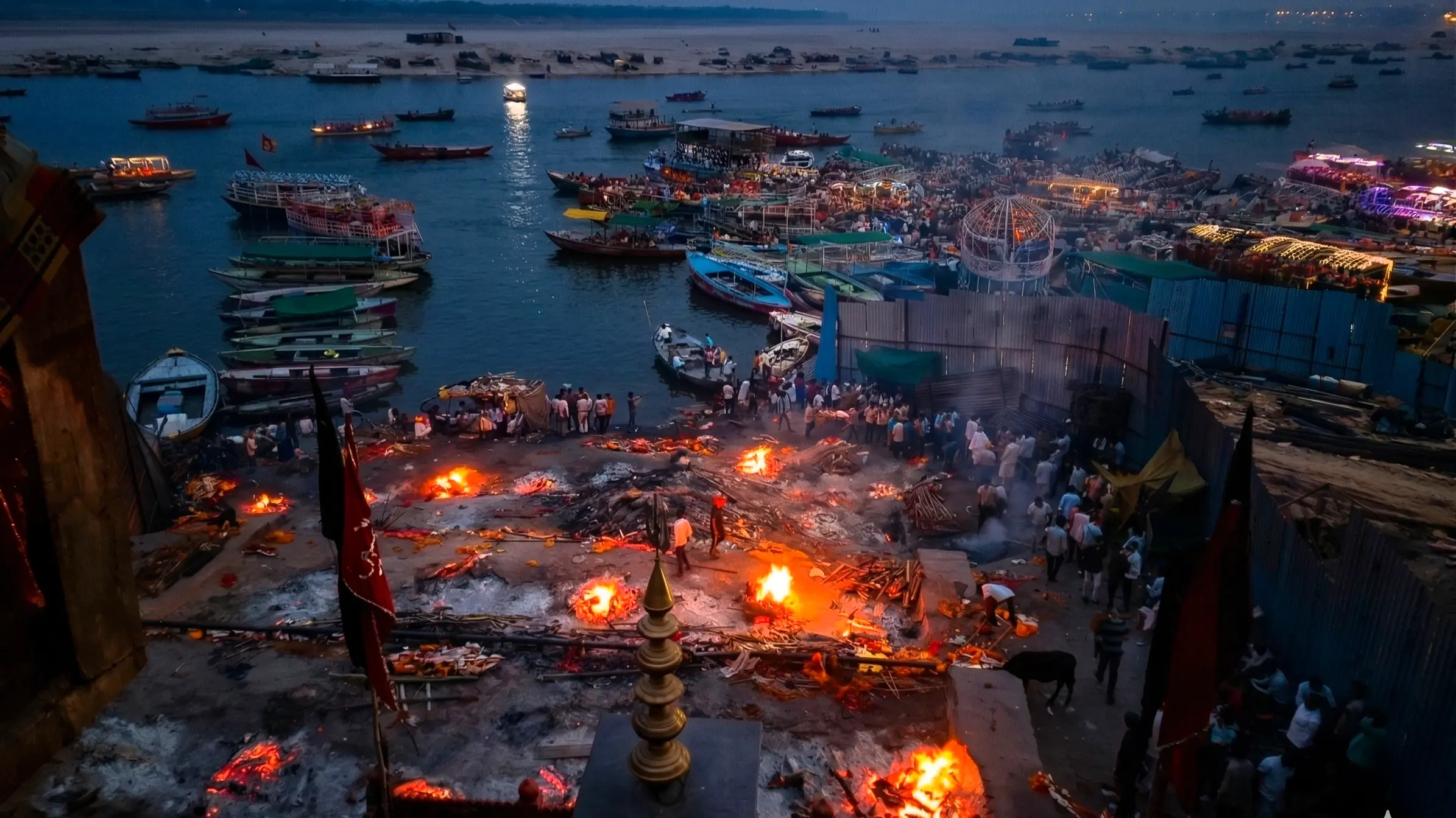 Manikarnika Cremation Ghat